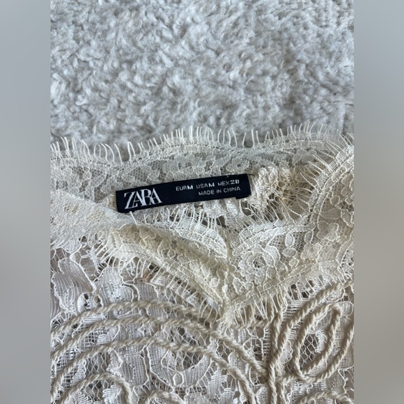 Zara Lace Top - Picture 3 of 7